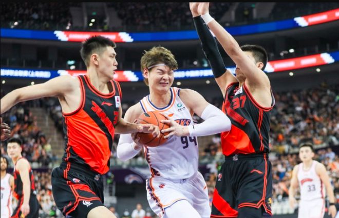 冲刺阶段体能课后，浙江稠州扳平良机备战全明星赛，质疑声仍在，团队化学反应显著的简单介绍