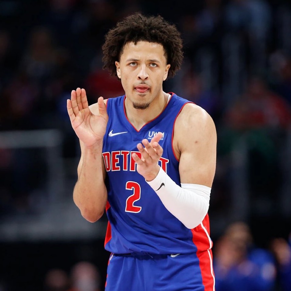 关于清晨法甲焦点战；底特律活塞强势反弹；管理层满意；资深球员宣示担当的信息